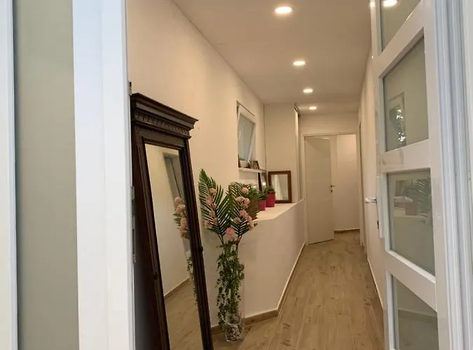 Andreja, Center أوباتيا