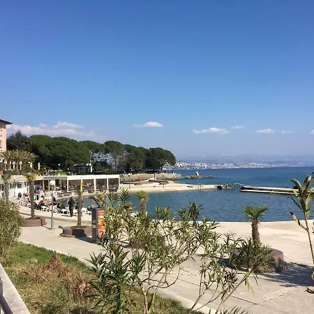 Apartment Andreja, Center