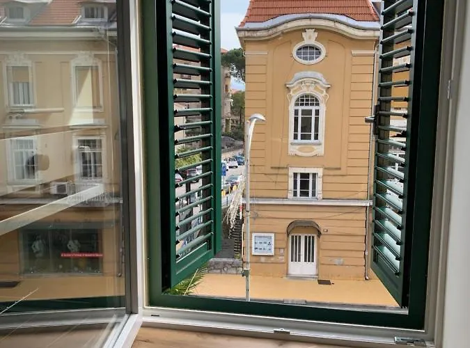 Andreja, Center Opatija