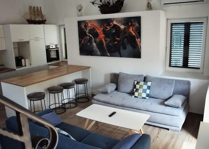 Andreja, Center Apartman