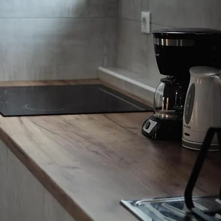 Andreja, Center Daire